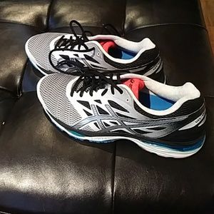 Asics Men's Gel-Cumulus 18 Running Shoe